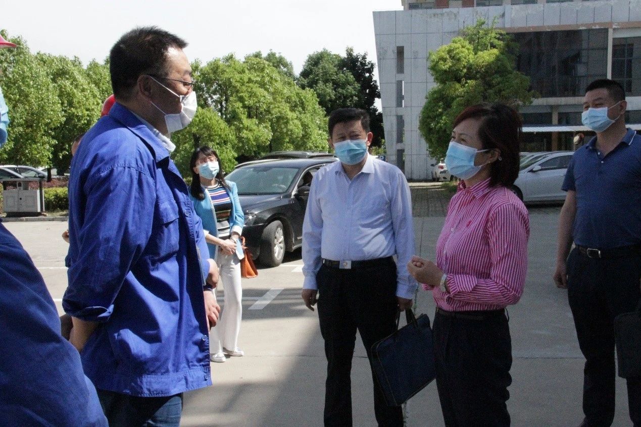 湖北省自然资源厅副厅长夏亚灵一行莅临半岛(中国)重工走访调研